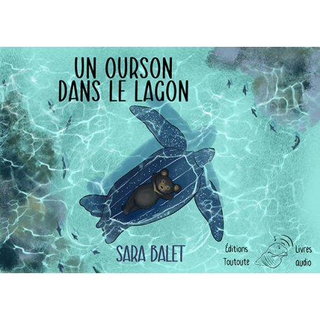Un ourson dans le lagon